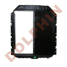Load image into Gallery viewer, INTERNATIOANAL Radiator - 3800 4700 4700LP 4900 8100 (1998-2001) 792 x 322 x 45 mm Radiator