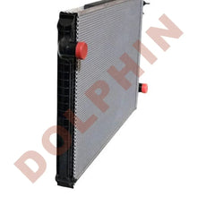 Load image into Gallery viewer, INTERNATIONAL Radiator - 2000 2500 2600 5000 5500/5500i 5600/5600i 5900/5900i 7300-7700 8200 8300 9100 9200 9300 9400
