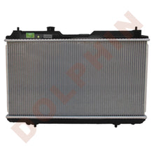 Load image into Gallery viewer, HONDA Radiator - 2.0i 16V (1995-2001) 350 x 664 x 30 mm
