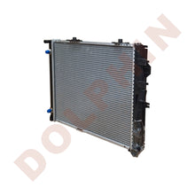 Cargar imagen en el visor de la galería, MERCEDES Radiator 1984-1995 Radiator
