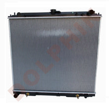 Load image into Gallery viewer, Nissan Radiator 2005- Aluminum Plastic / 600 X 688 32 Mm
